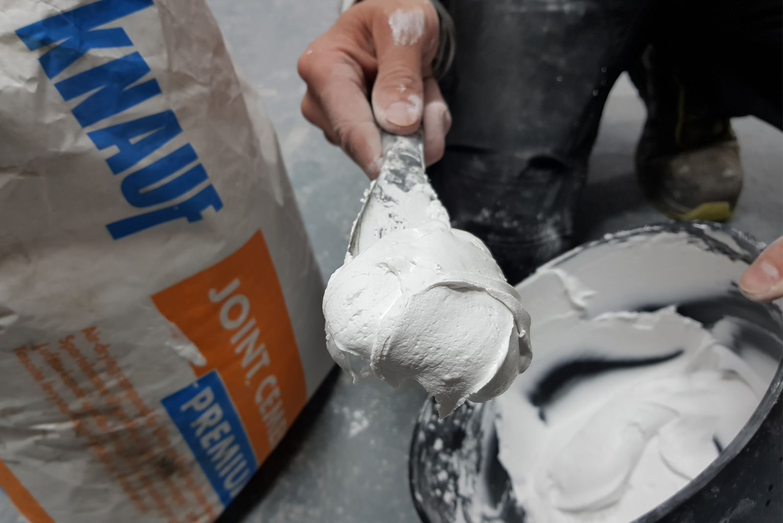 ماستیک کناف چیست؟