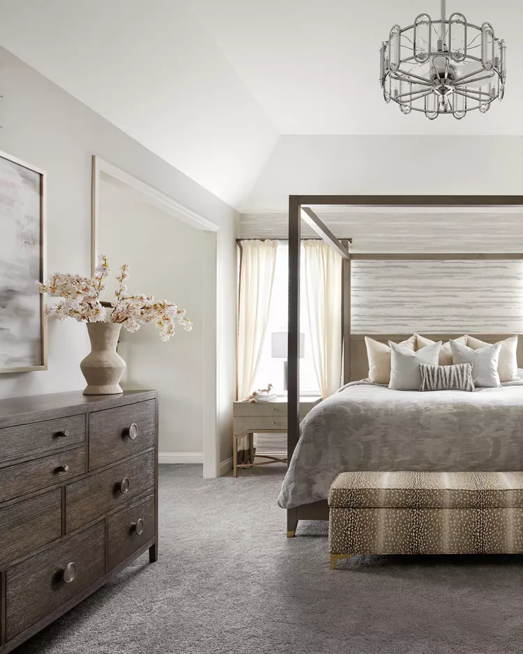 ایجاد فضایی مینیمال و چشمنواز با استفاده از سقف سینی ظریف