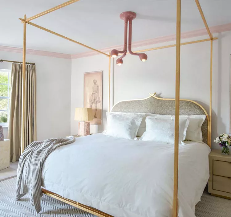 برجستهسازی کناف کاری سقف اتاق خواب مدرن با رنگ