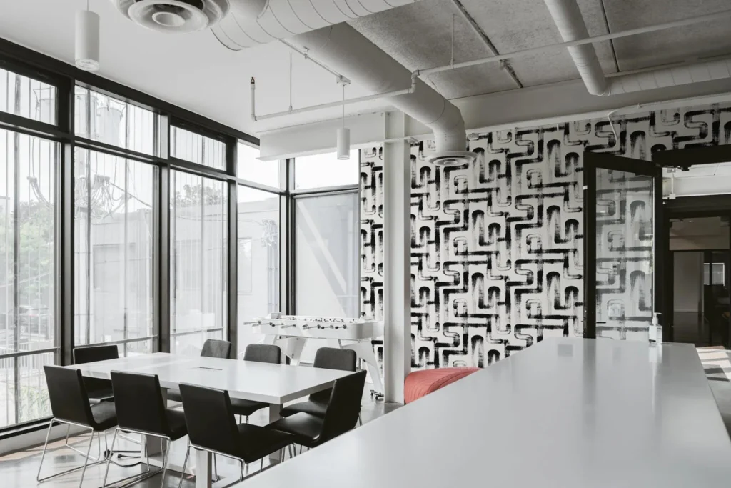 مقایسه کناف کاری سقف برای خانه و دفتر در هزینه